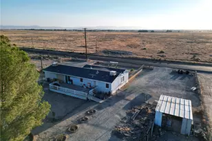 818 60th St, Rosamond, CA 93560 - Photo 17