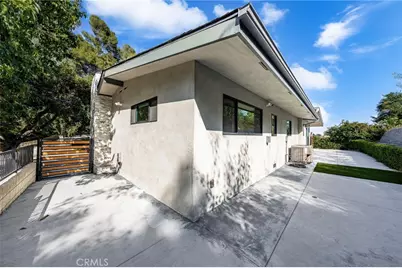325 N Madison Avenue, Monrovia, CA 91016 - Photo 57