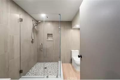 325 N Madison Avenue, Monrovia, CA 91016 - Photo 41