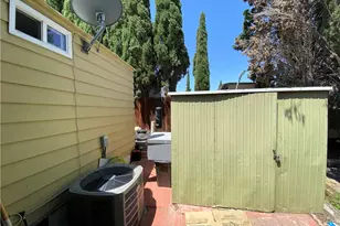 995 Pomona Rd, Corona, CA 92882 - Photo 11