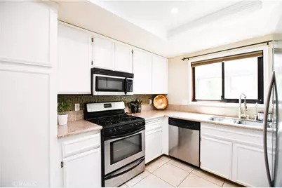 3093 Brea Boulevard #16, Fullerton, CA 92835 - Photo 7