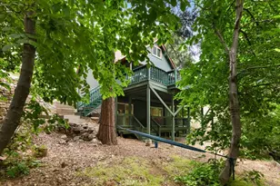 717 Crest Estates Dr, Lake Arrowhead, CA 92352 - Photo 23