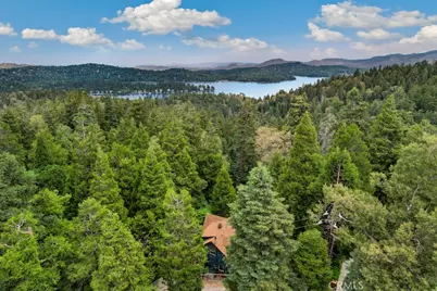 717 Crest Estates Drive, Lake Arrowhead, CA 92352 - Photo 3