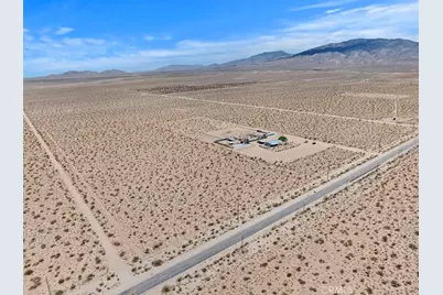 9025 Camp Rock Road, Lucerne Valley, CA 92356 - Photo 47