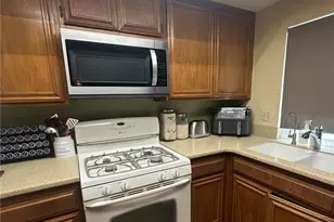 1510 Karon St, Redlands, CA 92374 - Photo 3