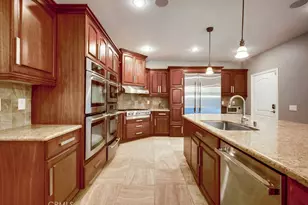 322 E 19th St, Upland, CA 91784 - Photo 33