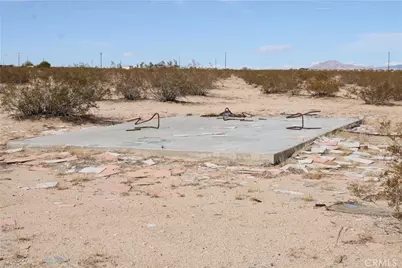 66220 Sonora Road, Joshua Tree, CA 92252 - Photo 17