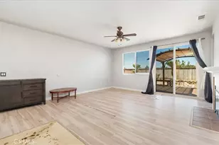 13849 Jackson St, Oak Hills, CA 92344 - Photo 7