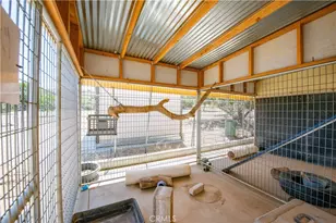 1125 Buella Vista Rd, Acton, CA 93510 - Photo 33