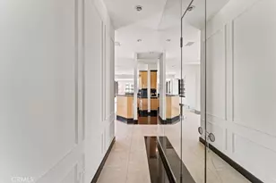 10501 Wilshire Blvd, Los Angeles, CA 90024 - Photo 29