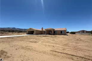 9570 Mescalero Rd, Phelan, CA 92371 - Photo 25