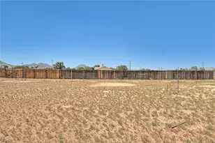 20916 Thunderbird Rd, Apple Valley, CA 92307 - Photo 41