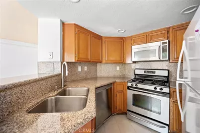 2548 Avenida Del Vista #103, Corona, CA 92882 - Photo 13