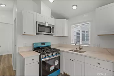 19548 E Cypress Street #03, Covina, CA 91724 - Photo 11