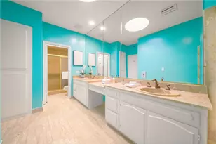 2008 S Bentley Ave, Los Angeles, CA 90025 - Photo 15