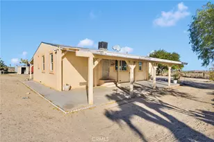 11924 Mountain Rd, Pinon Hills, CA 92372 - Photo 3