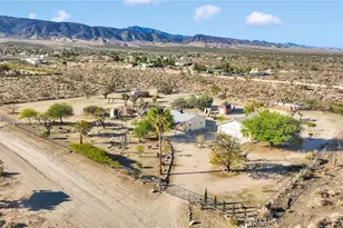 11924 Mountain Rd, Pinon Hills, CA 92372 - Photo 5