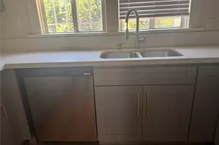 788 E 40th Pl, Los Angeles, CA 90011 - Photo 13