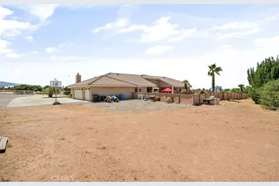 8289 Alta Mesa Road, Oak Hills, CA 92344 - Photo 53