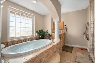 8289 Alta Mesa Rd, Oak Hills, CA 92344 - Photo 37