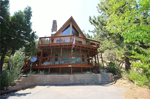 38532 N Shore Dr, Fawnskin, CA 92333 - Photo 9