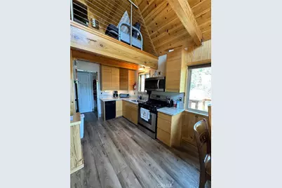 38532 N Shore Drive, Fawnskin, CA 92333 - Photo 35