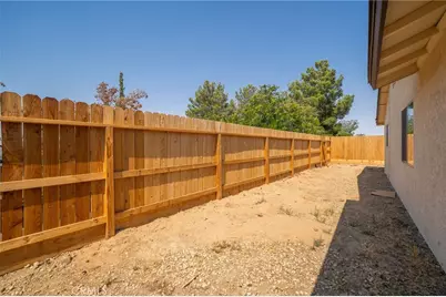 15486 Yates Road, Victorville, CA 92395 - Photo 31