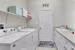 13163 Early Crimson St, Eastvale, CA 92880 - Photo 23