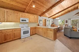 1090 Mt Shasta Rd, Big Bear City, CA 92314 - Photo 11