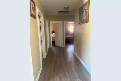 815 E 80th Street, Los Angeles, CA 90001 - Photo 25