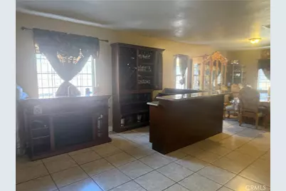 815 E 80th Street, Los Angeles, CA 90001 - Photo 9