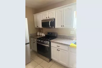 815 E 80th Street, Los Angeles, CA 90001 - Photo 33