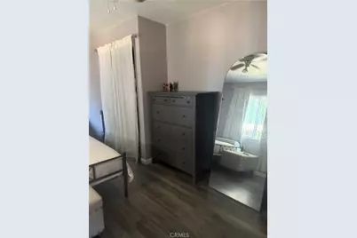 815 E 80th Street, Los Angeles, CA 90001 - Photo 39