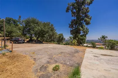 947 N Glendora Avenue, Glendora, CA 91741 - Photo 35