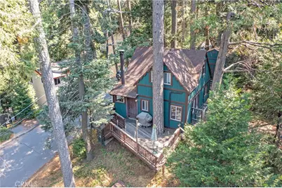 23940 Cresta Drive, Crestline, CA 92325 - Photo 3