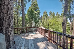 23940 Cresta Dr, Crestline, CA 92325 - Photo 9