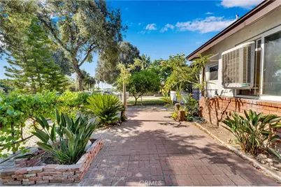 279 N 11th Avenue, Upland, CA 91786 - Photo 27