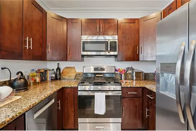 2025 W Vernon Avenue, Los Angeles, CA 90062 - Photo 11