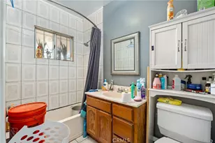 439 W 76th St, Los Angeles, CA 90003 - Photo 13