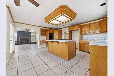 17895 Cumberland Way, Victorville, CA 92395 - Photo 15