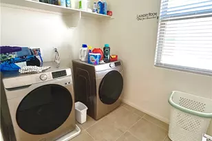 1485 E Laurelwood Dr, San Bernardino, CA 92408 - Photo 11