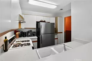 2410 N Towne Ave, Pomona, CA 91767 - Photo 13