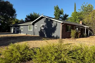 564 Estate St, Redding, CA 96002 - Photo 3