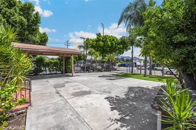 15278 Boyle Avenue, Fontana, CA 92337 - Photo 11
