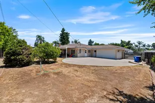 5651 Magnolia Ave, Rialto, CA 92377 - Photo 25