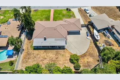 5651 Magnolia Avenue, Rialto, CA 92377 - Photo 27