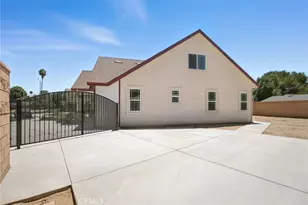 5199 Peony Ct, Riverside, CA 92506 - Photo 19