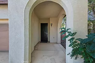 15165 Bluffside Ln, Victorville, CA 92394 - Photo 3