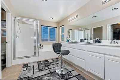 15165 Bluffside Lane, Victorville, CA 92394 - Photo 17
