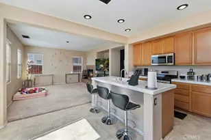 15165 Bluffside Ln, Victorville, CA 92394 - Photo 13